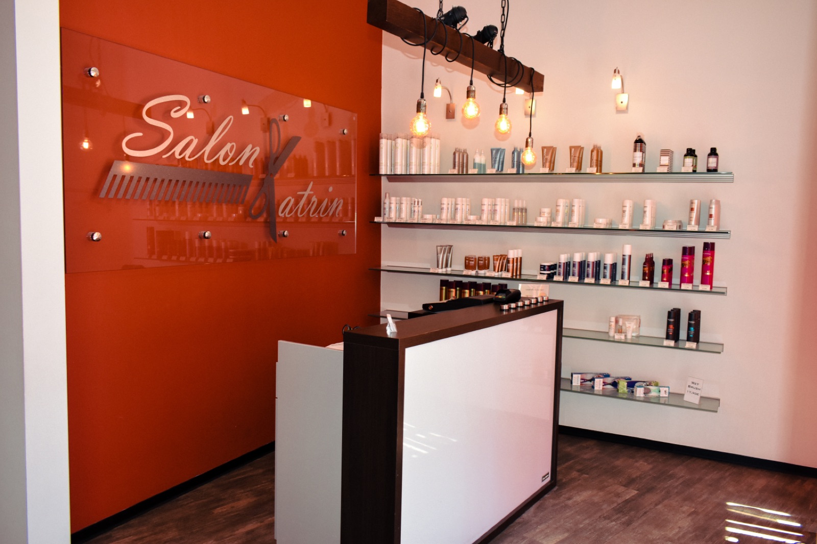 Empfangsbereich des Salons